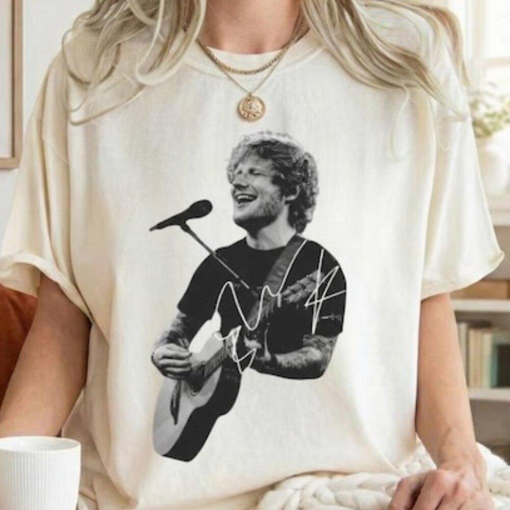 Ed Sheeran Retro Concert T-Shirt  S Graphic Tee